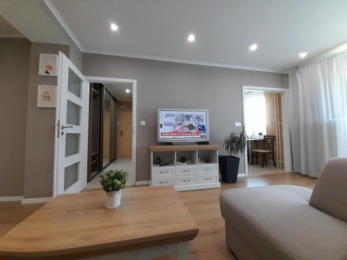 Beautiful Apartment In The City Center Spišská Nová Ves Exterior foto
